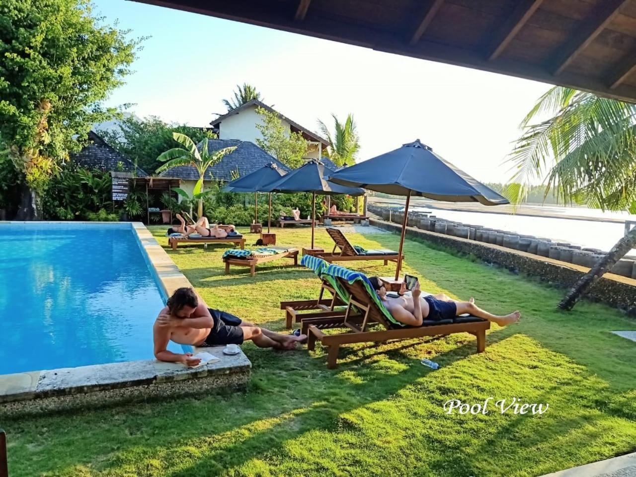Cocotinos Manado Hotell Exteriör bild
